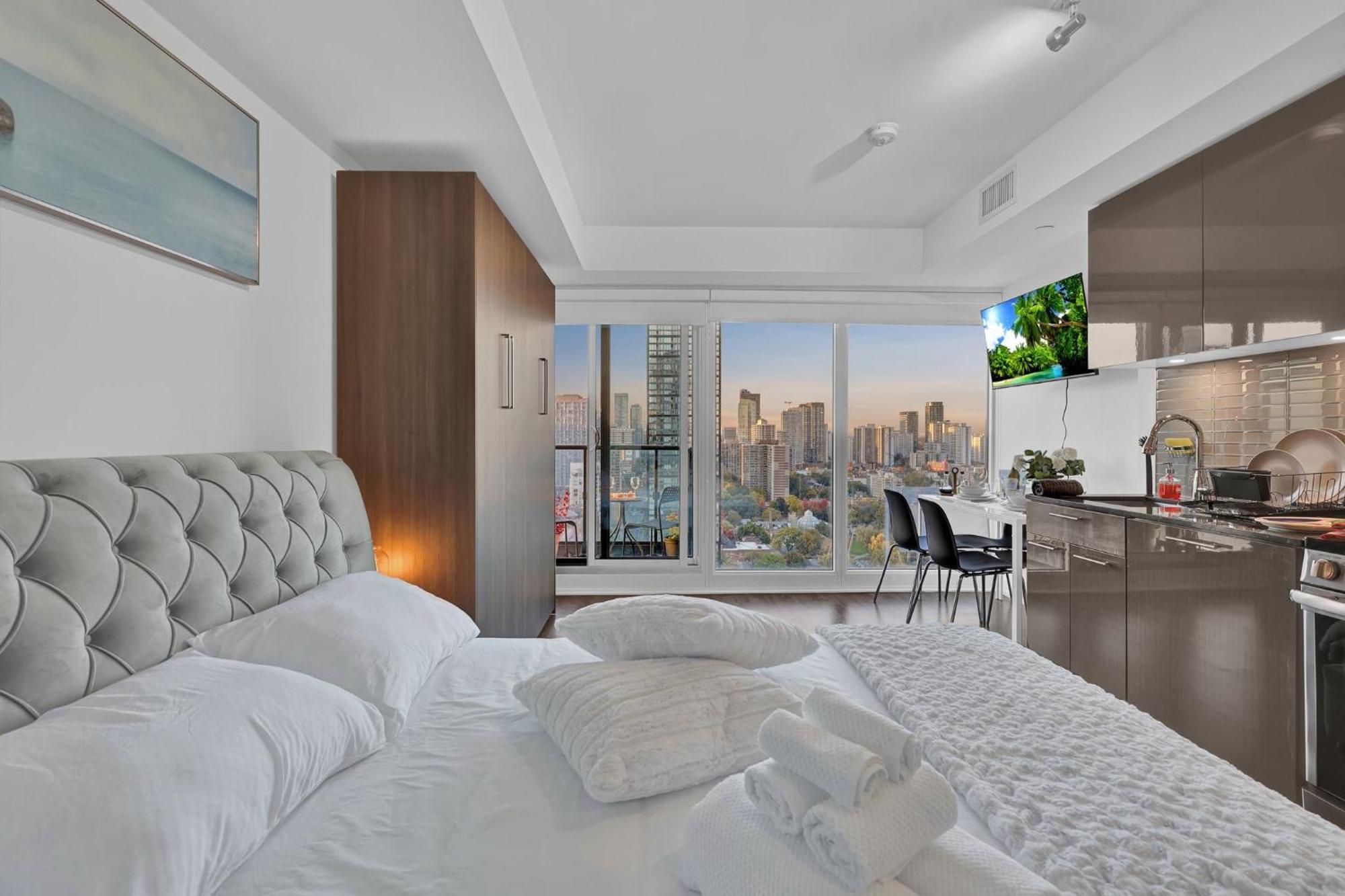 29Th Floor Deluxe, Best View Of Downtown Toronto Exterior foto
